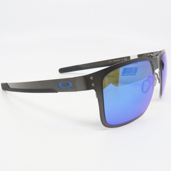 Display Model:  OO4123-0755 Oakley Holbrook Gunmetal Metal Blue Prizm. - Picture 3 of 5